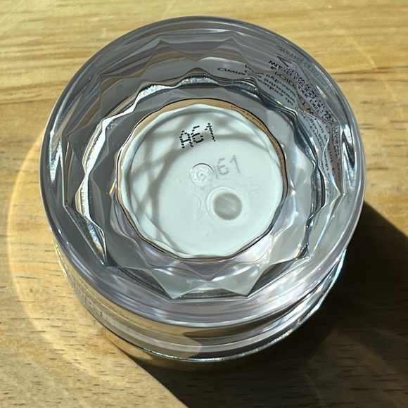 Re-Nutriv Estēe Lauder Ultimate Diamond Energy Creme Size .5 OZ. - Picture 6 of 6